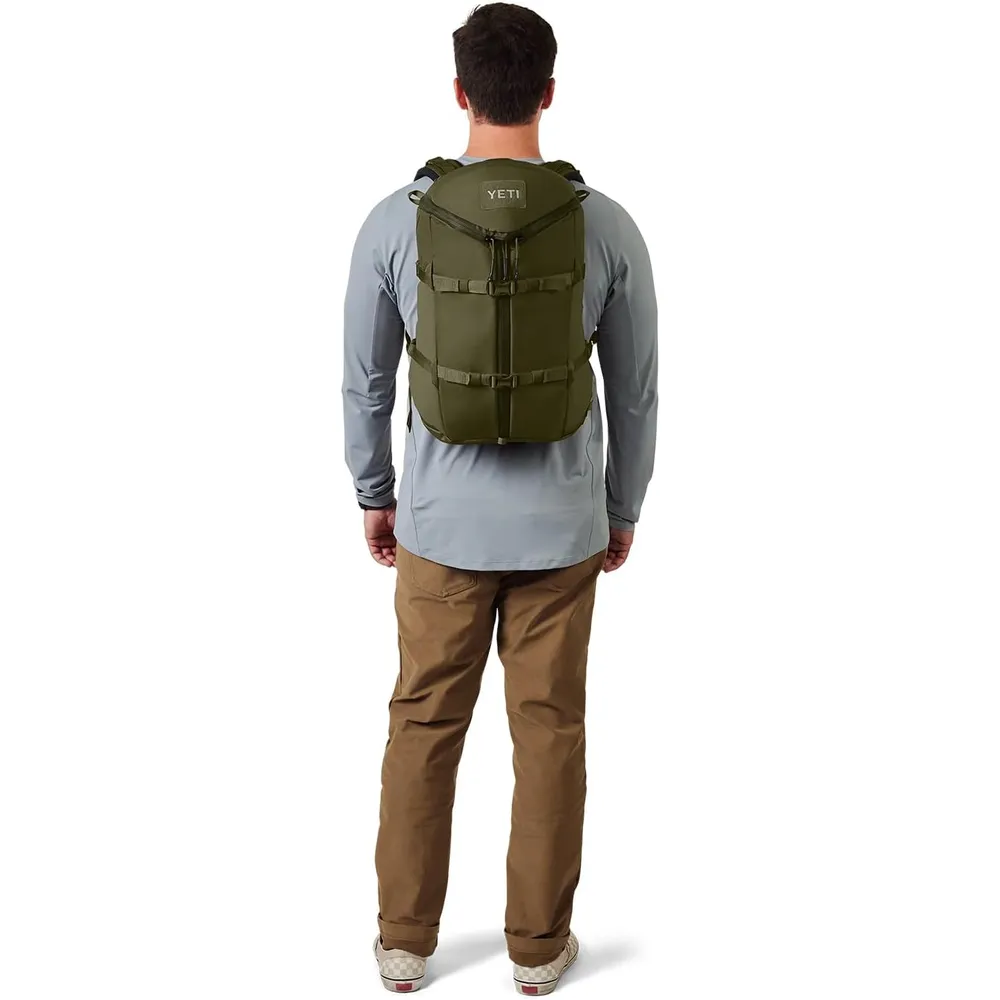 YETI Mochila de Viaje de 22L | Verde Olivo