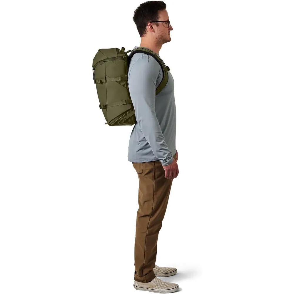 YETI Mochila de Viaje de 22L | Verde Olivo