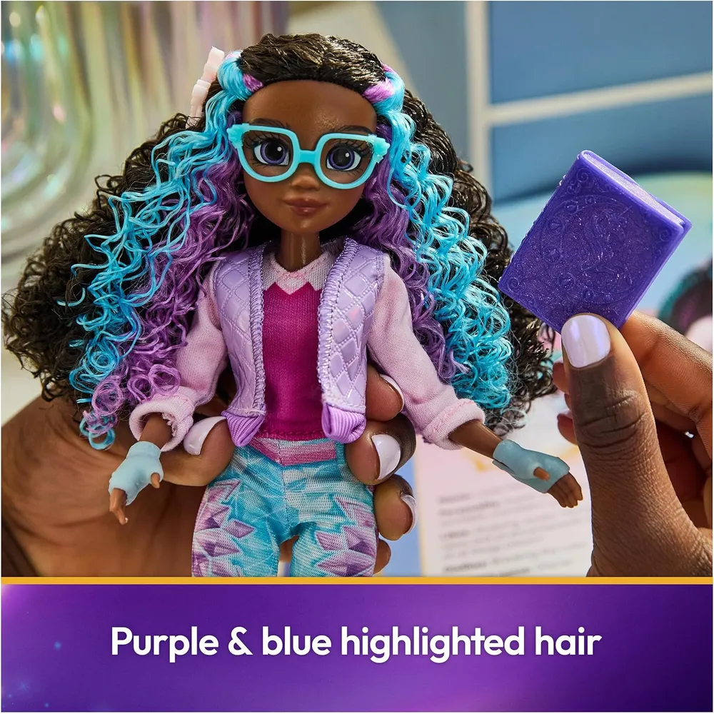 Academia de Unicornios Muñeca Layla 9.5" / 24 cm con Libro y 5 Conjuntos de Moda