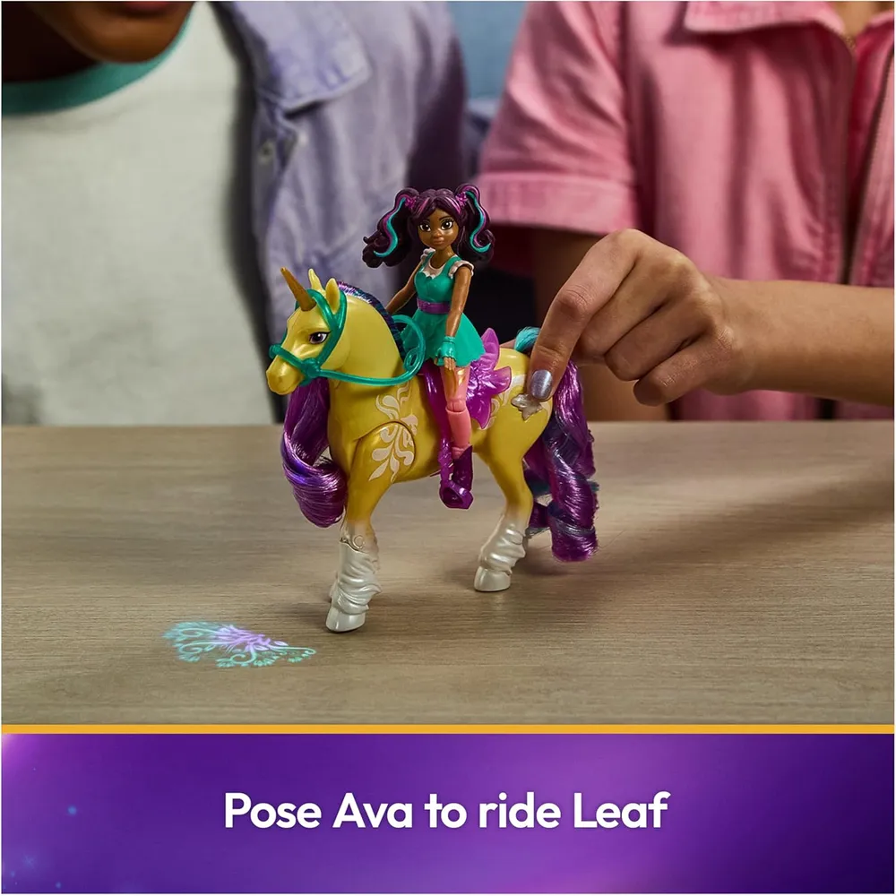 MUÑECA ACADEMIA UNICORNIOS AVA HOJA MÁGICA CON 2 ACCESORIOS LUZ
