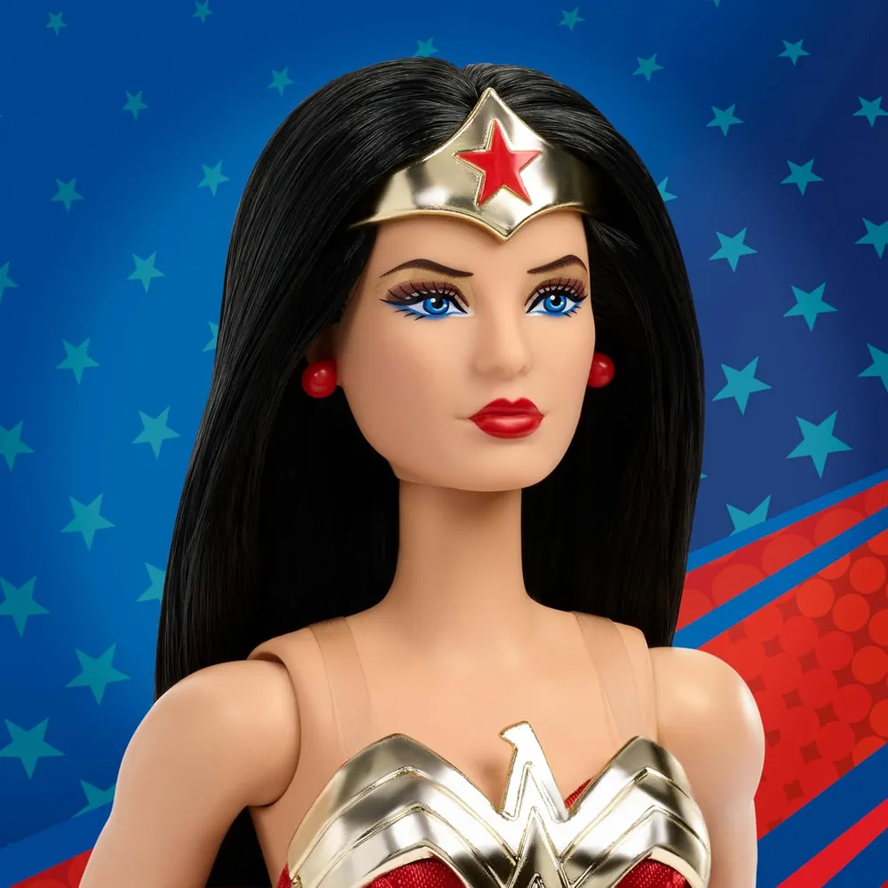BARBIE SIGNATURE WONDER WOMAN MUÑECA