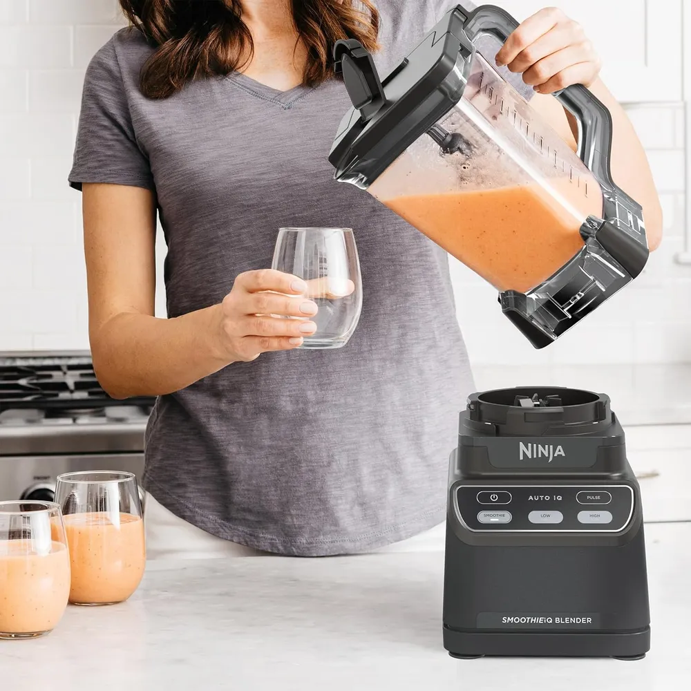 LICUADORA PROFESIONAL NINJA AUTO IQ 1400 W, 72 OZ / 2.1 L | CO750B