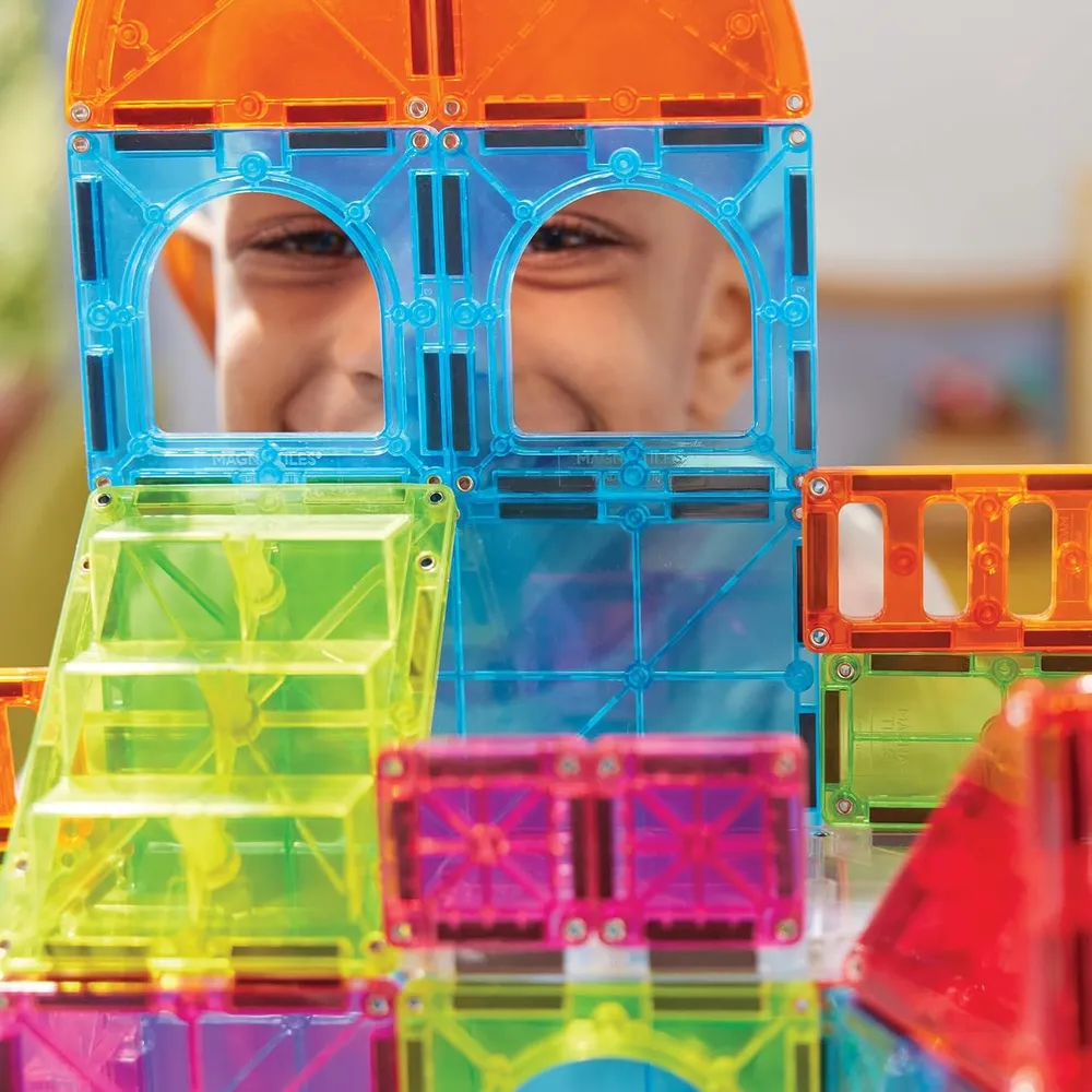 MAGNA-TILES - City center 110-piezas set de construcción magnético