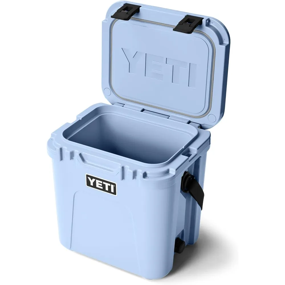 YETI Roadie 24 2.0 Cooler Duro Con Correa De Hombro | Celeste