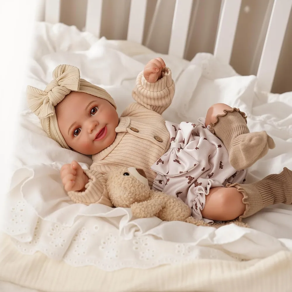Babeside Muñeca Bebé Sunny 17" / 43 cm Articulada con Accesorios