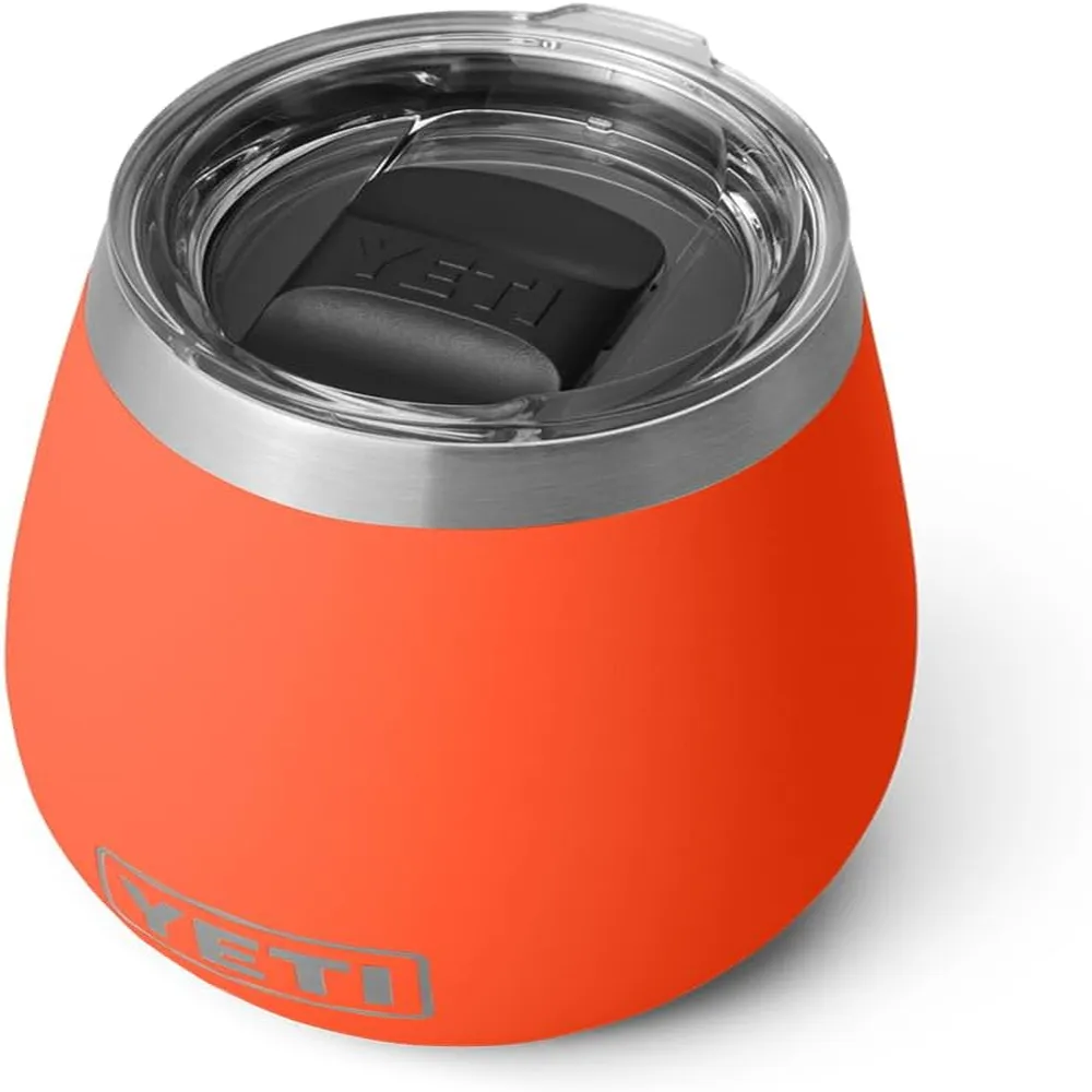 YETI Rambler Vaso de vino de 10 oz de acero inoxidable con tapa MagSlider color naranja fuerte