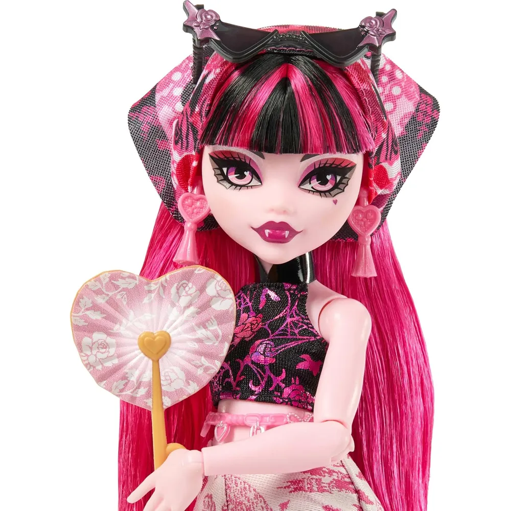 MUÑECA MONSTER HIGH SKULLTIMATE SECRETS DRACULAURA CON ACCESORIOS