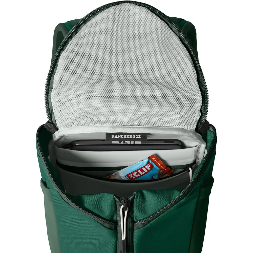 b0f9zk6spt_4_webp.webp YETI Mochila de Viaje de 12L | Verde Oscuro
