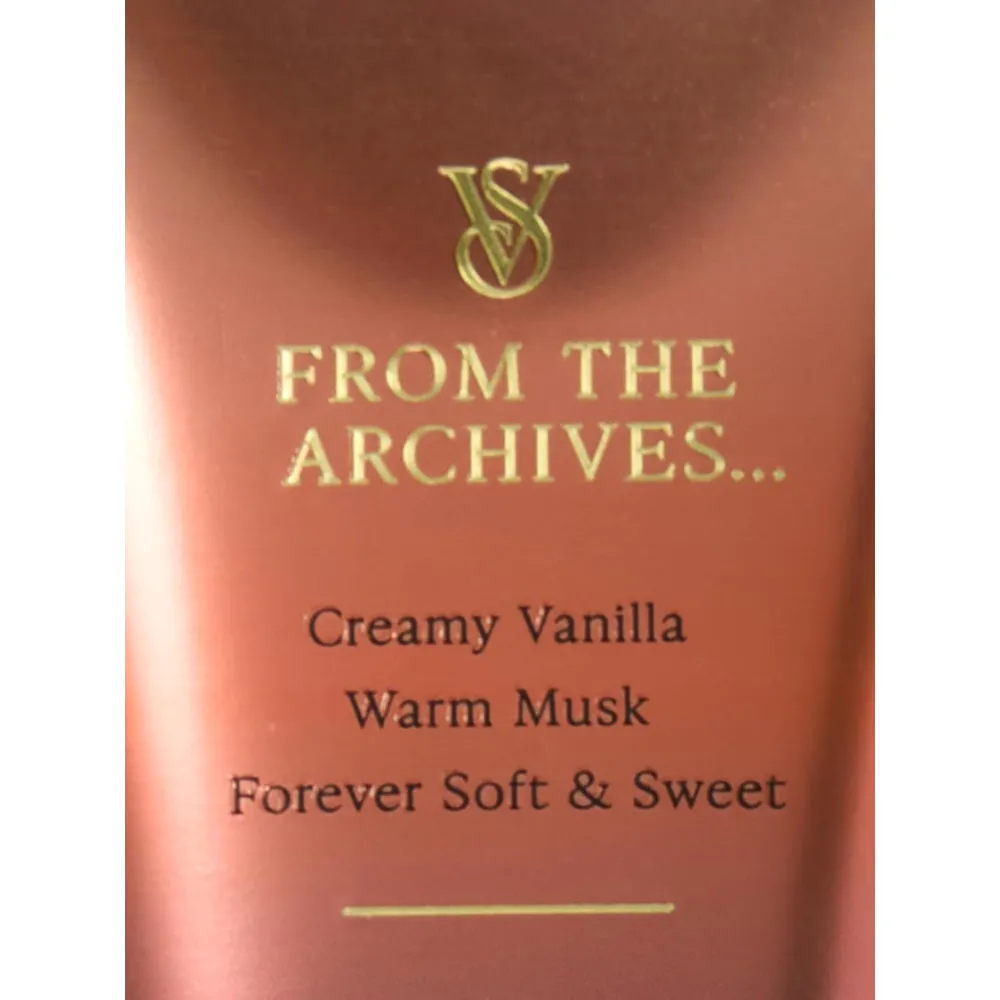 BODY LOTION VANILLA LACE VICTORIA SECRET MUJER 8 OZ / 236 ML