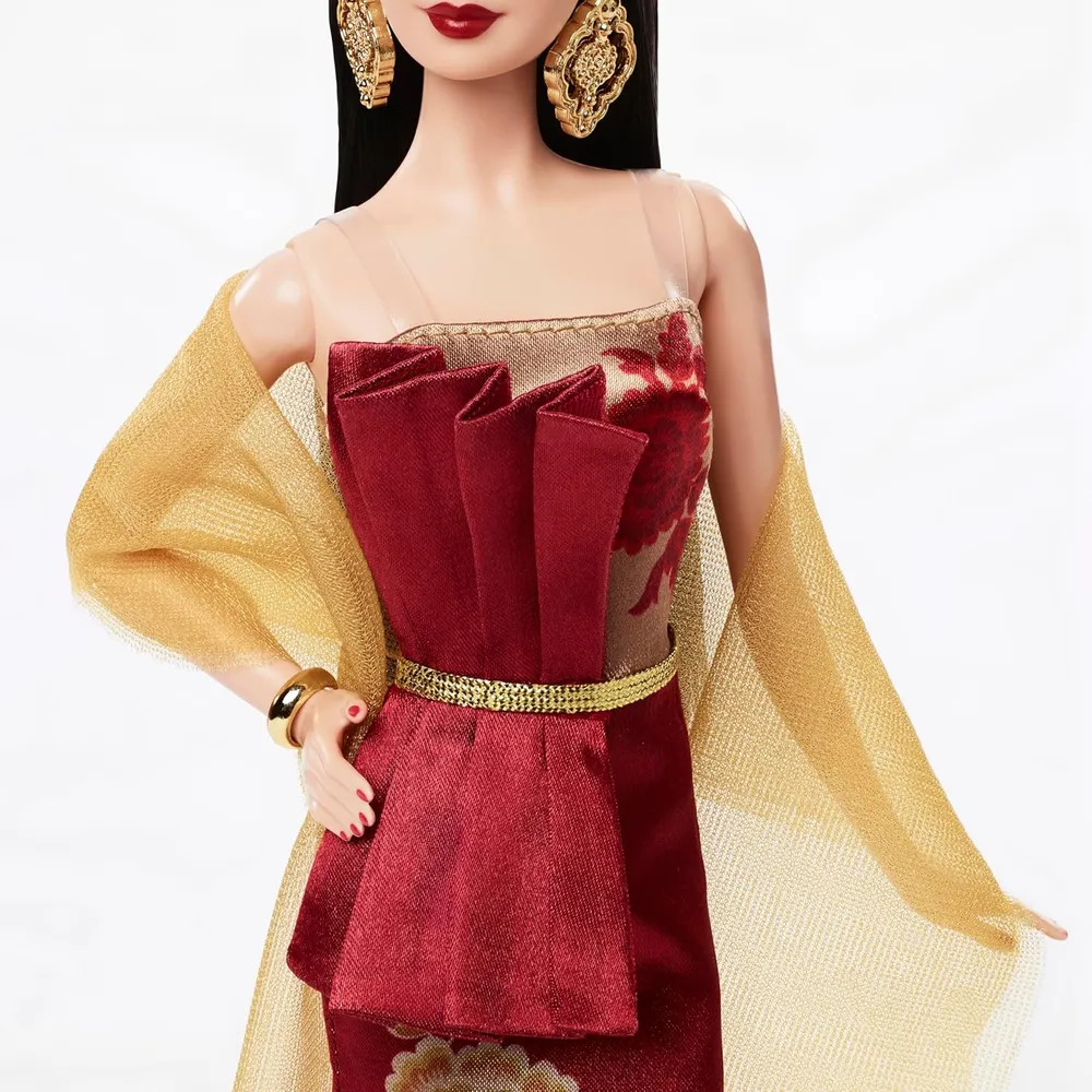 BARBIE SIGNATURE AÑO NUEVO LUNAR MUÑECA VESTIDO ROJO