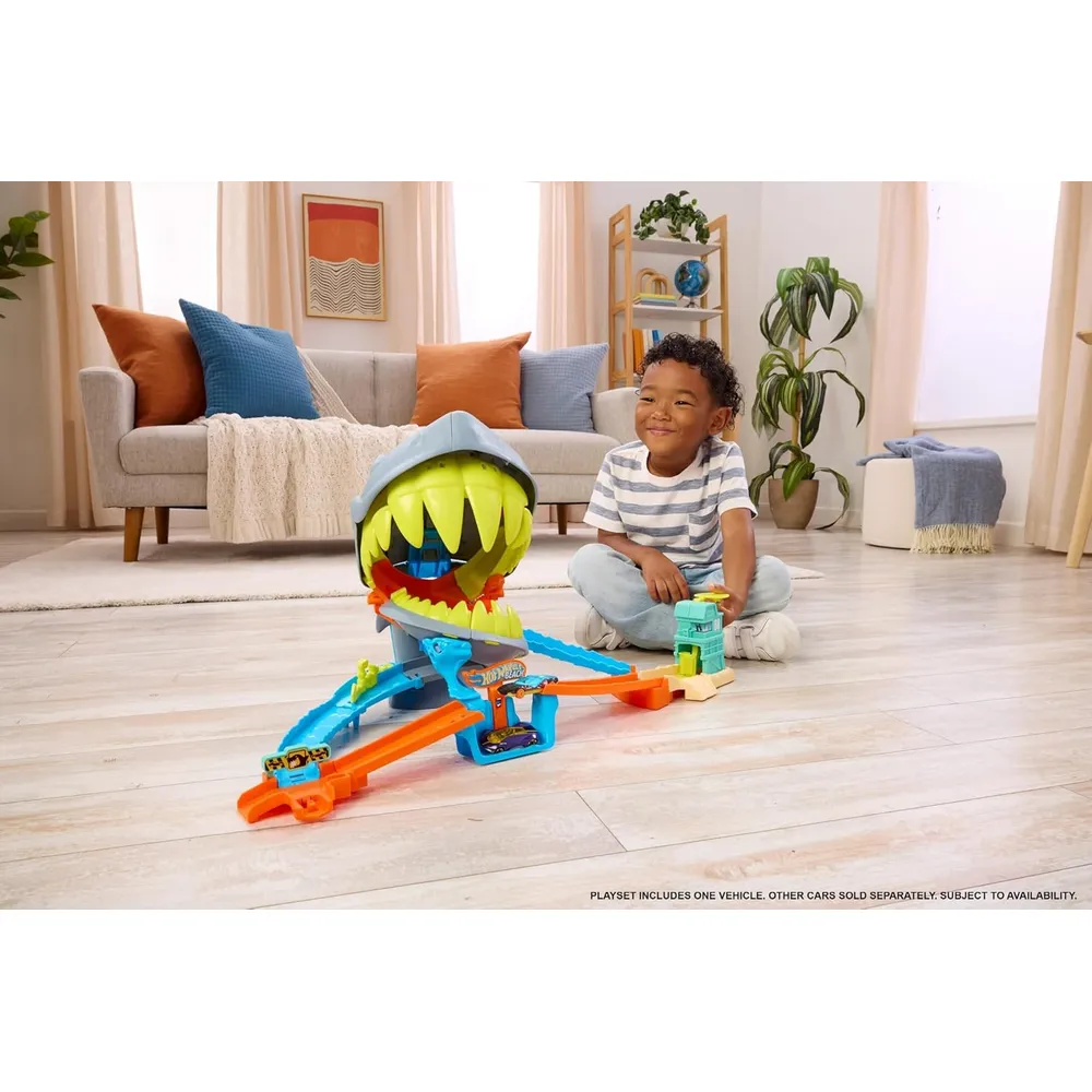HOT WHEELS PISTA CITY SHARK CHOMP BEACH