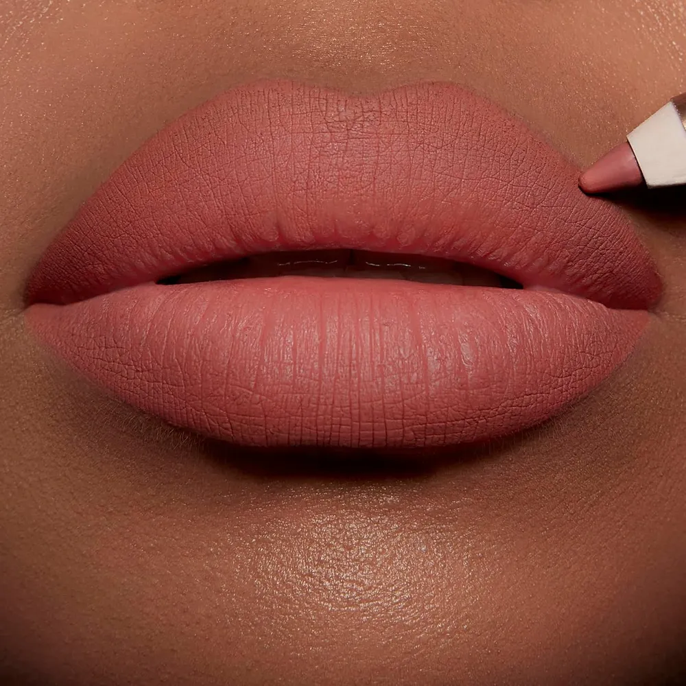 Charlotte Tilbury Lip Cheat Lápiz delineador de labios | Venus rosa - coral melocotón