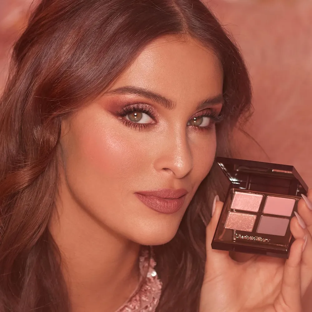 Charlotte Tilbury Paleta de sombras de ojos de lujo | Charla de almohada - rosa nude