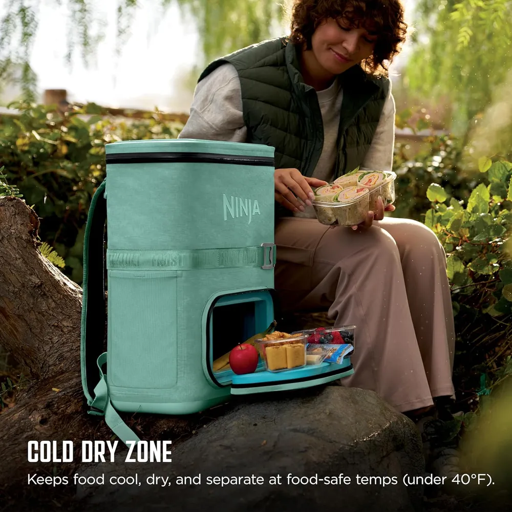 Ninja mochila térmica Frostvault Go Can, 24 qt / 22,7 L | Agua
