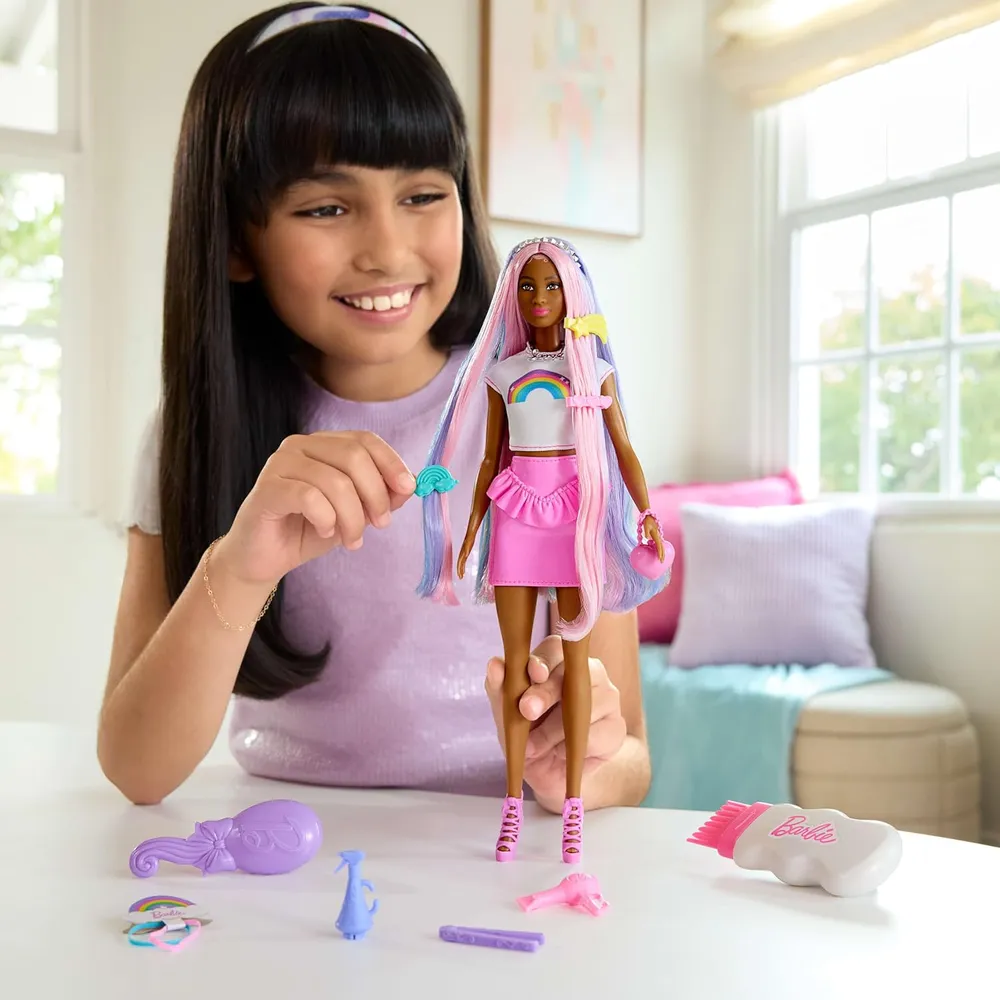 b0fjtf59bw_1_webp-3.webp BARBIE MUÑECA MORENA CABELLO ARCOÍRIS CON ACCESORIOS