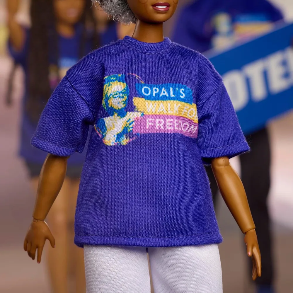 BARBIE INSPIRADORAS OPAL LEE MUÑECA