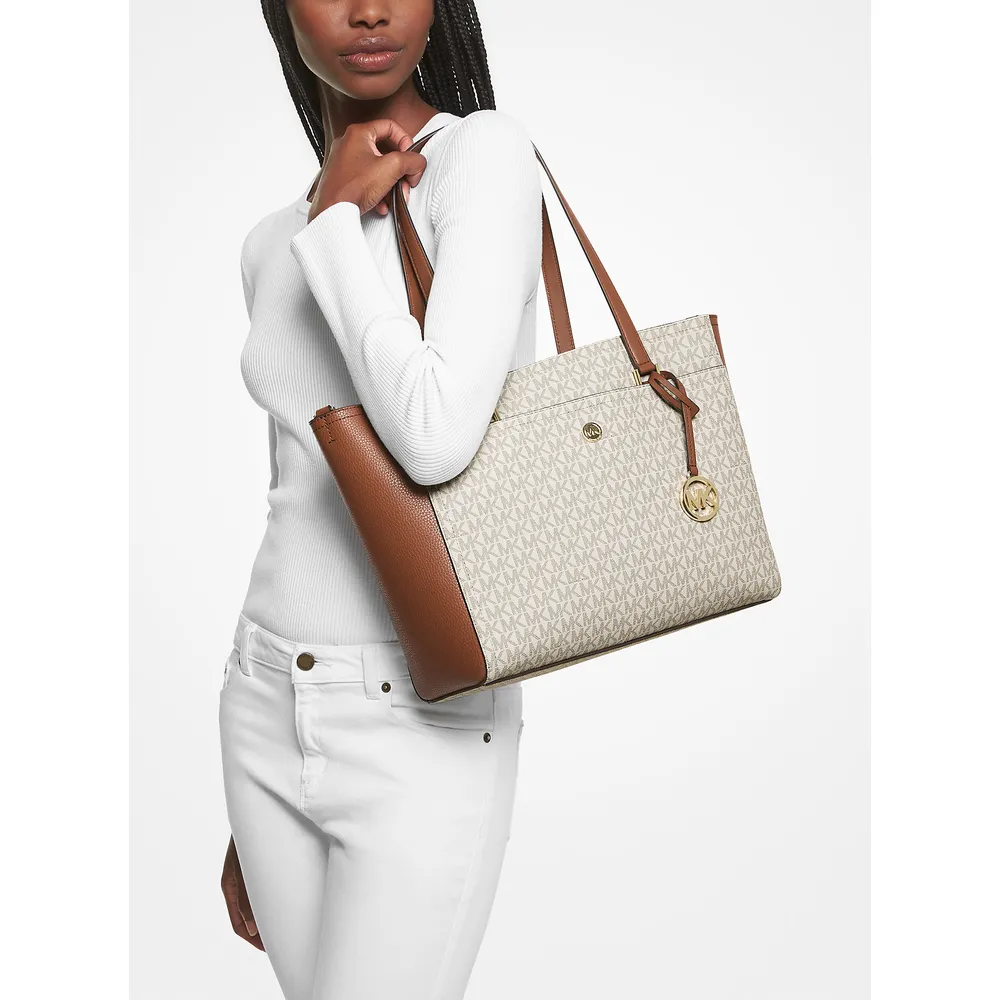 Michael Kors Bolso tote 3 en 1 con logotipo grande de Maisie | Vainilla