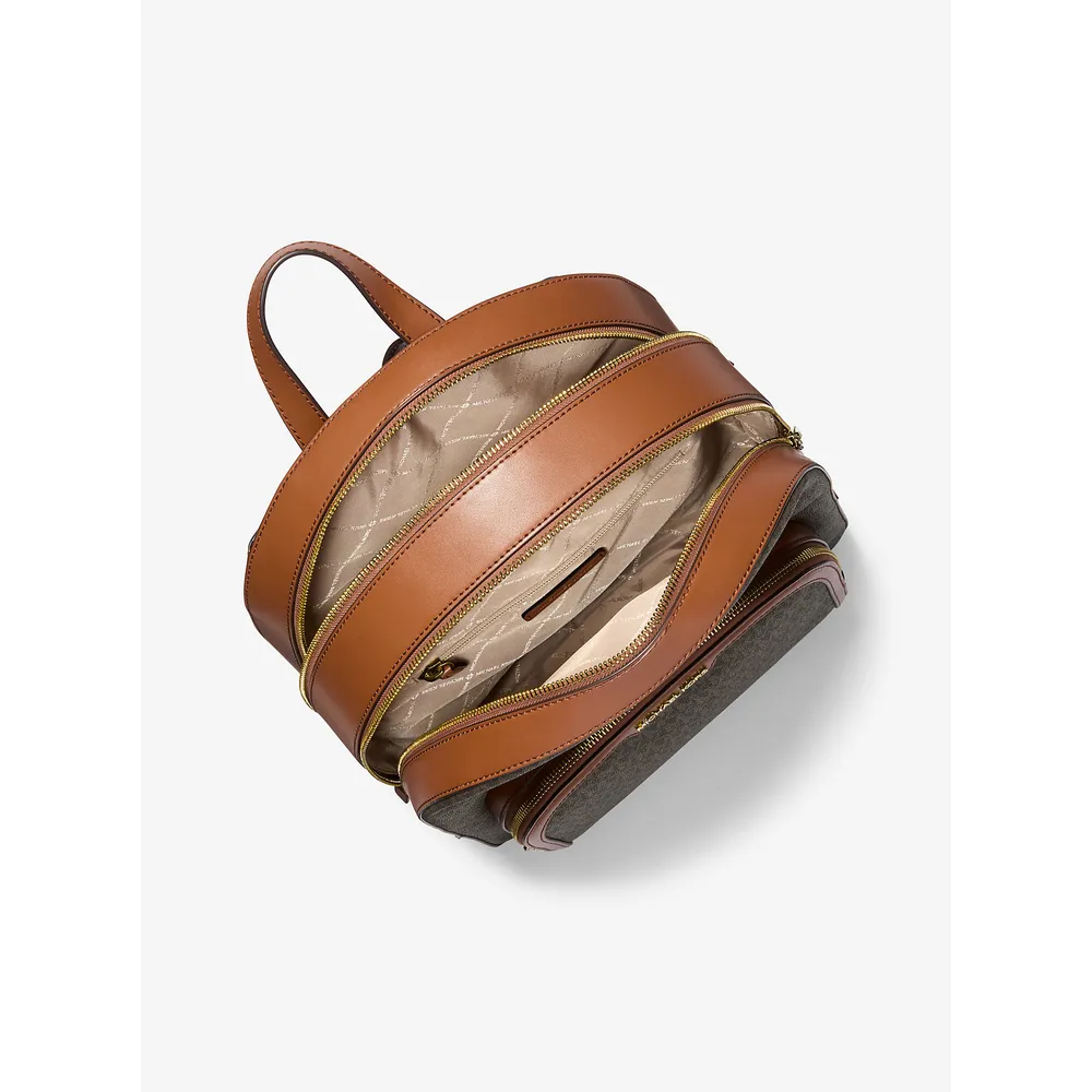 mk616309639_1_webp.webp Michael Kors Mochila grande con logotipo de Jaycee | Marrón