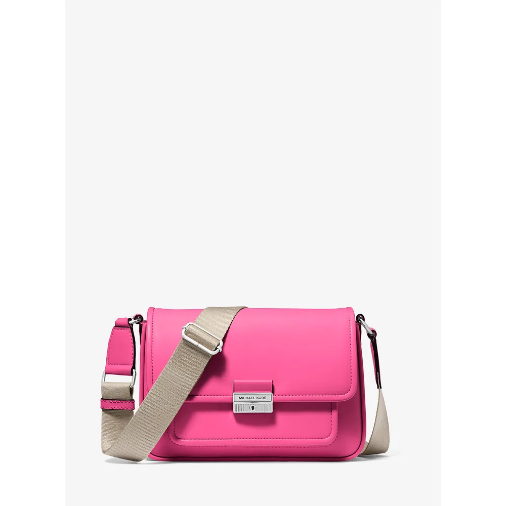 Michael Kors Bolso mensajero mediano de piel Bradshaw | Dragonfruit