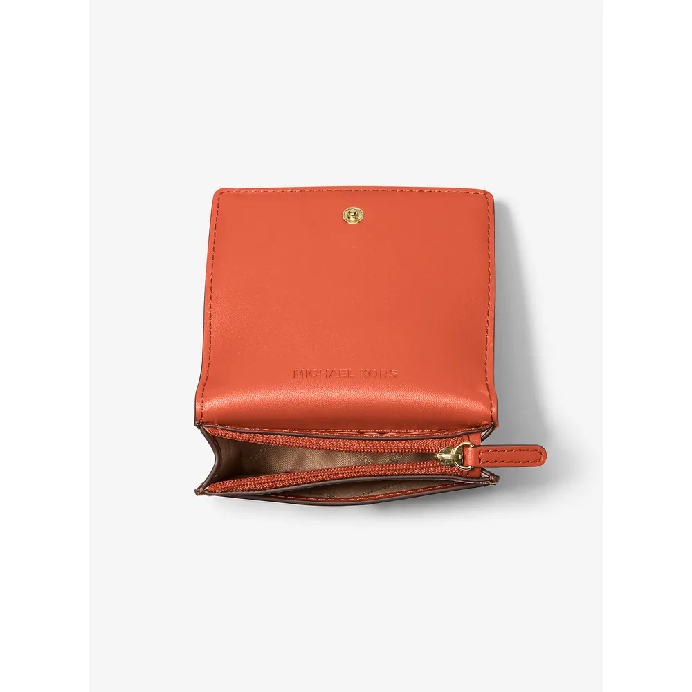Michael Kors Cartera pequeña de piel granulada Carson | Red Clay