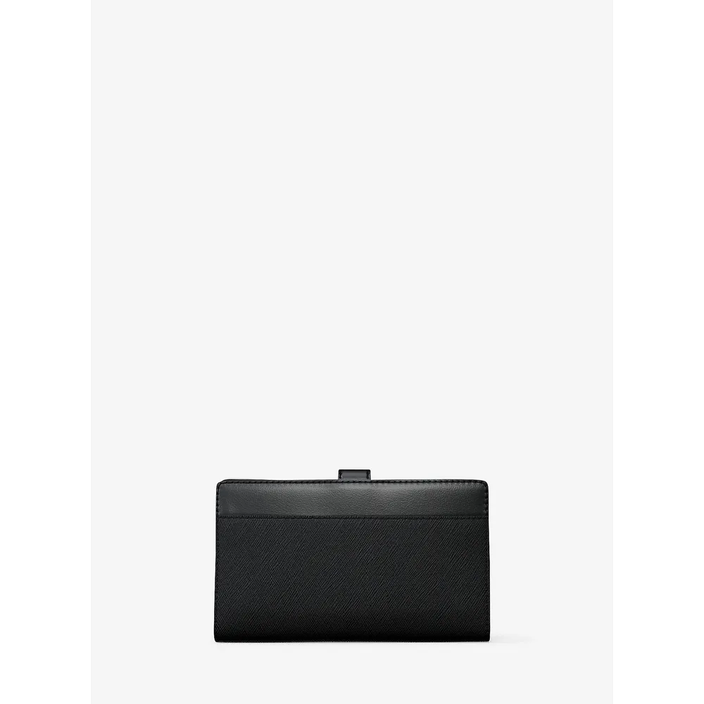 mk785370770_2_webp.webp Michael Kors Cartera de piel saffiano Greenwich | Negro