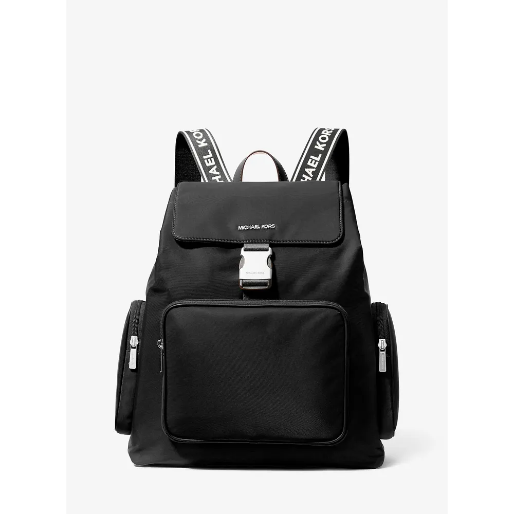 mk785371414_0_webp.webp Michael Kors Mochila de nailon Khai | Negro