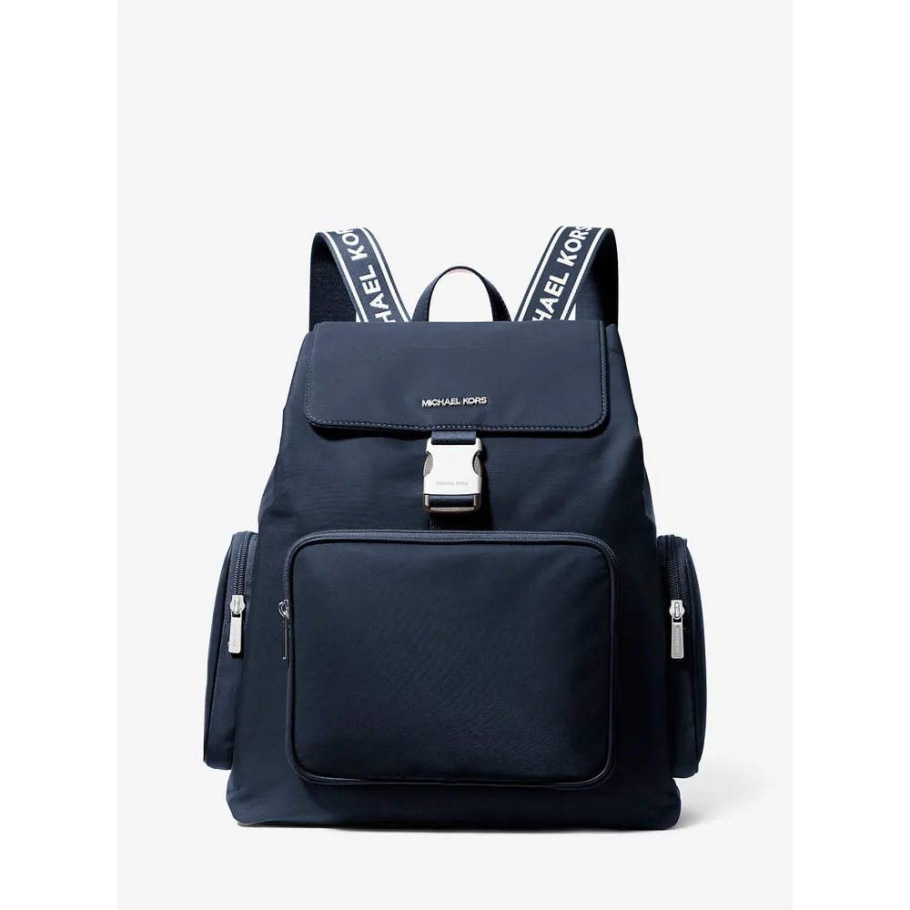 mk785371416_0_webp.webp Michael Kors Mochila de nailon Khai | Navy