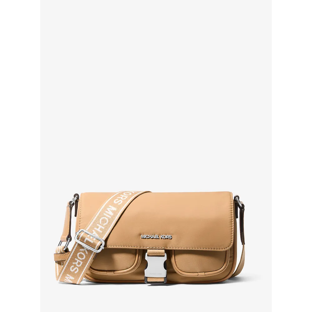 mk785371434_0_webp.webp Michael Kors Bolso de nailon Khai | Maní