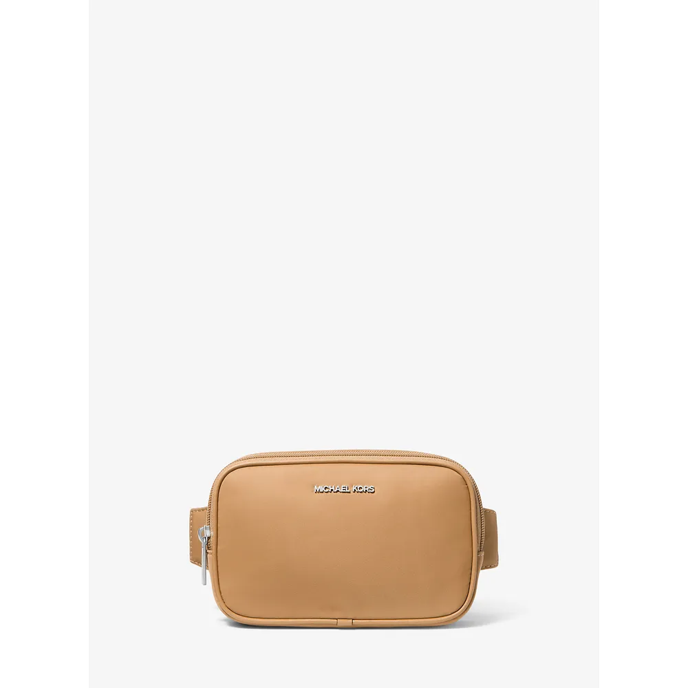 mk785371439_0_webp.webp Michael Kors Mochila bandolera de nailon Khai | Maní