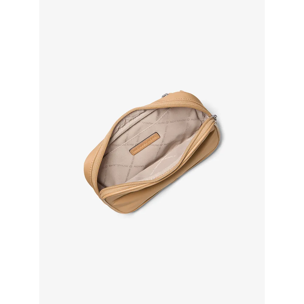 mk785371439_1_webp.webp Michael Kors Mochila bandolera de nailon Khai | Maní
