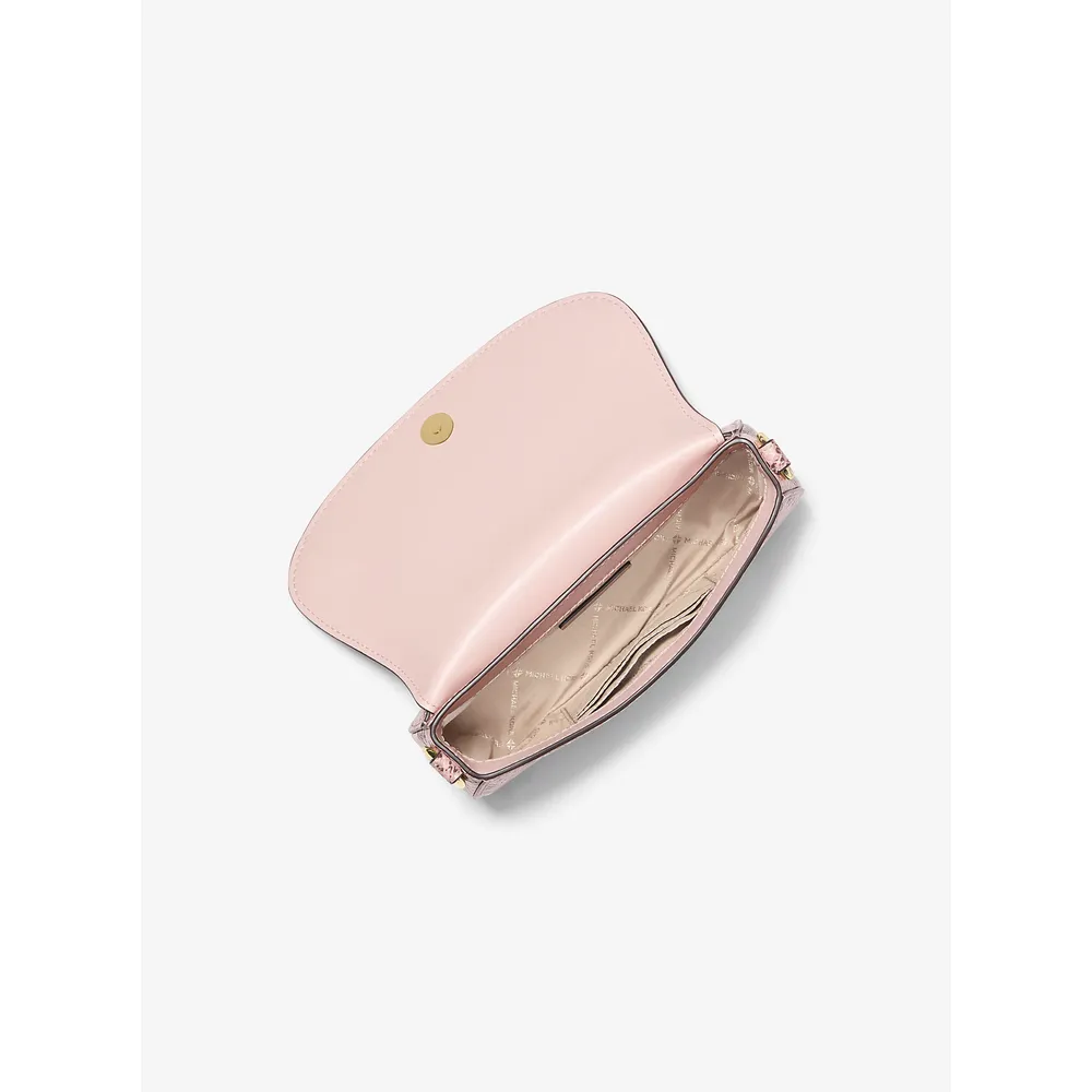 Michael Kors Bolso bandolera Mila con relieve de serpiente | Powder Blush