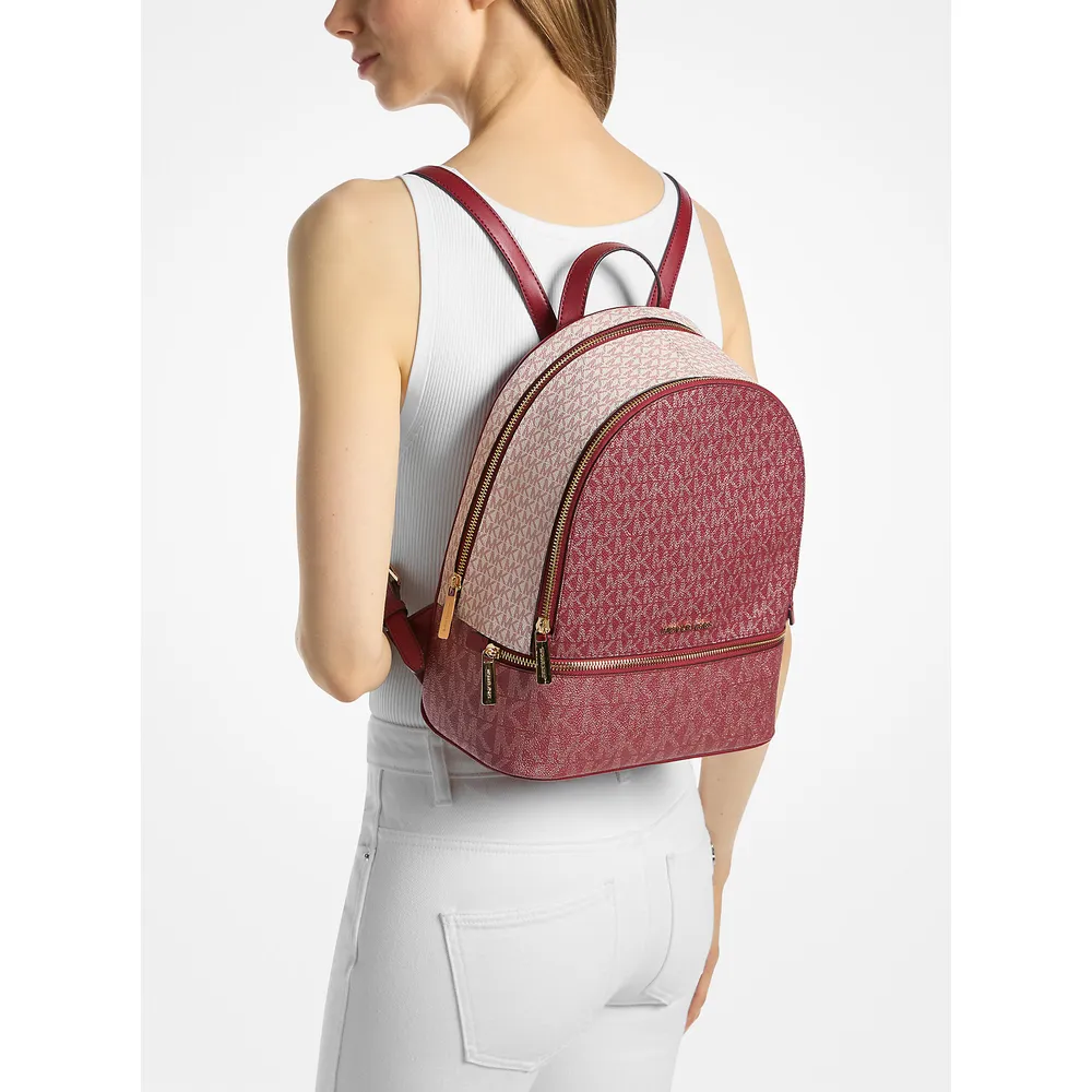 Michael Kors Mochila Rhea con logotipo metálico de la firma | Cereza