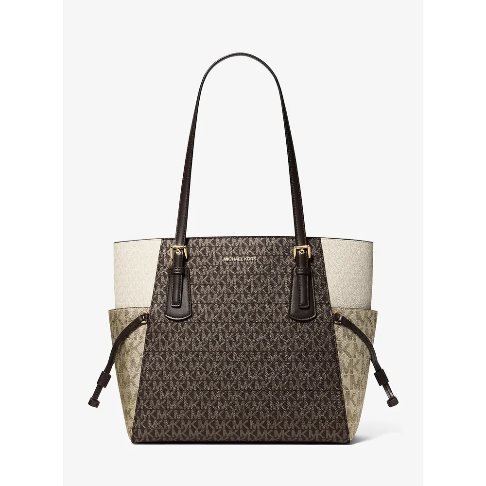 Michael Kors Bolso tote Voyager con logo distintivo metálico | Marrón