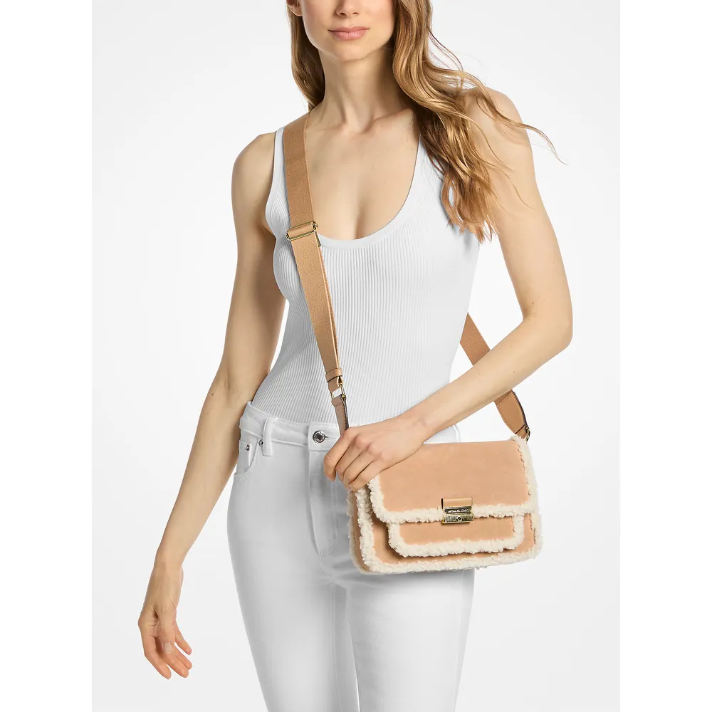 Michael Kors Bolso mensajeroBolso Bradshaw de ante y piel sintética | Maní