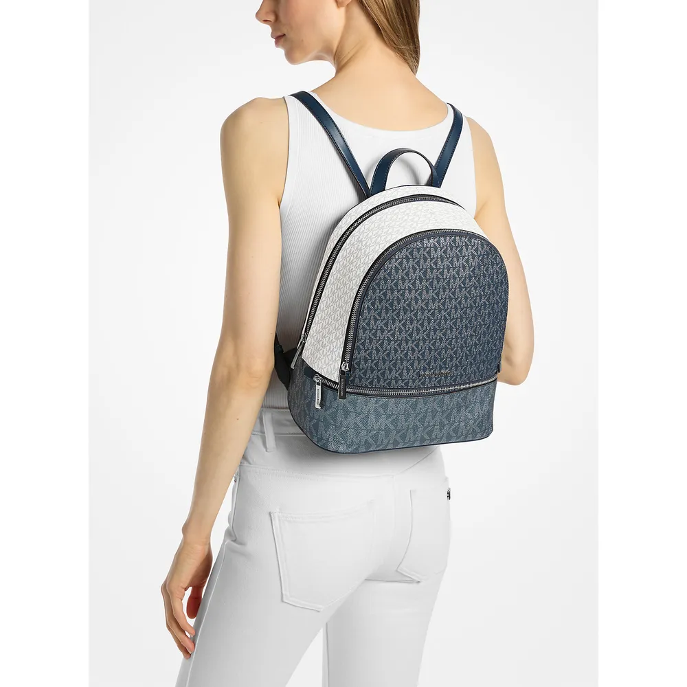 Michael Kors Mochila Rhea con logotipo metálico de la firma | Navy