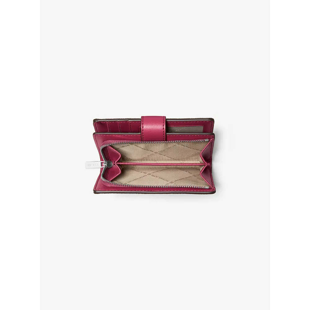 Michael Kors Cartera Jet Set con el logotipo de la firma impreso | Dk Raspberry