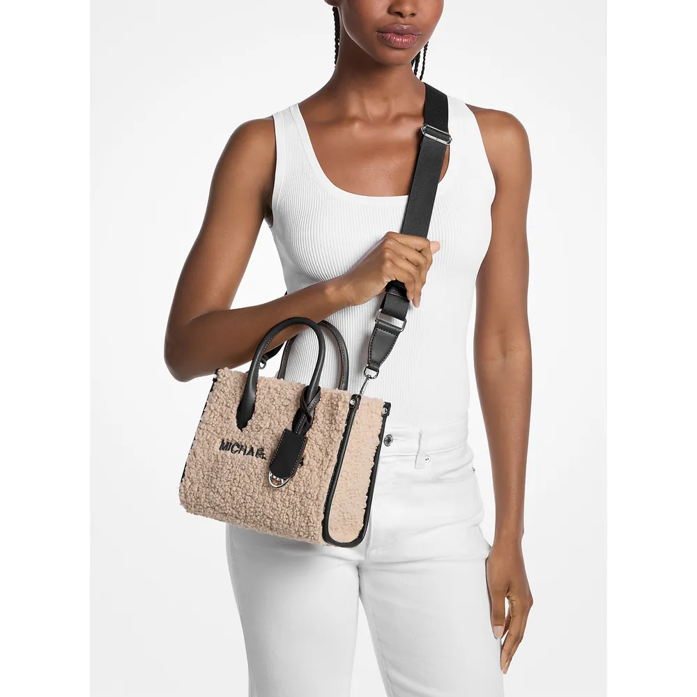 Michael Kors Bolso bandolera Mirella de piel sintética | Negro
