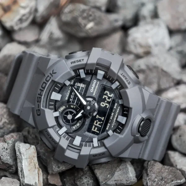 RELOJ CASIO G-SHOCK 700UC ANALÓGICO-DIGITAL HOMBRE - Gris