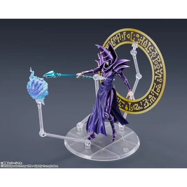 FIGURA DARK MAGICIAN YU-GI-OH TAMASHII NATIONS