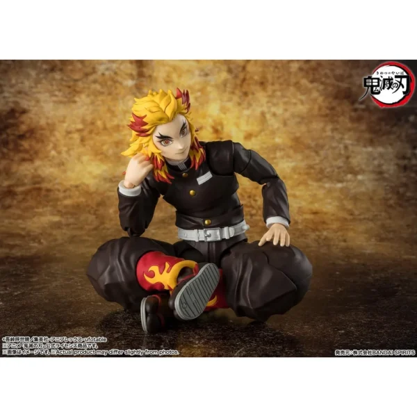FIGURA KYOJURO RENGOKU DEMON SLAYER TAMASHII NATIONS