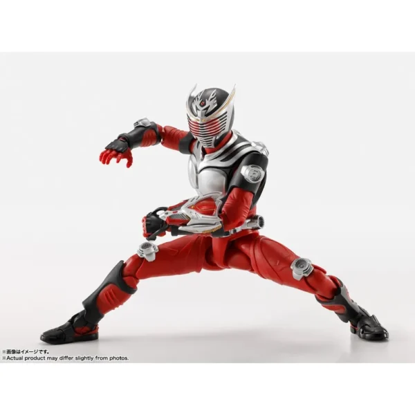 b0dyspnzxf_2_webp.webp FIGURA RYUKI KAMEN RIDER TAMASHII NATIONS