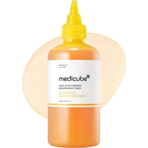 TÓNICO MEDICUBE TURMERIC KOJIC ACID TONER 8.45 OZ / 250 ML