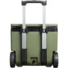 b0f45dwjyh_2_webp.webp NEVERA PORTÁTIL STANLEY ADVENTURE CON RUEDAS 50 QT VERDE PINO