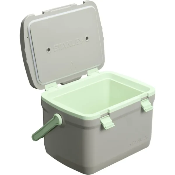 b0gc8j9b3c_1_webp.webp NEVERA PORTÁTIL STANLEY ADVENTURE 16 QT SAGE GREY