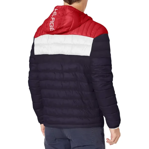 b08c7x87zs_1_webp.webp TOMMY HILFIGER CASACA ULTRA LOFT PARA HOMBRE | L | Midnight/Ice/Red Flag Colorblock
