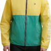 b08x2151tw_0.jpeg TOMMY HILFIGER CASACA LIGERA CON CAPUCHA PARA HOMBRE | S | Pastel Yellow/Green Color Block