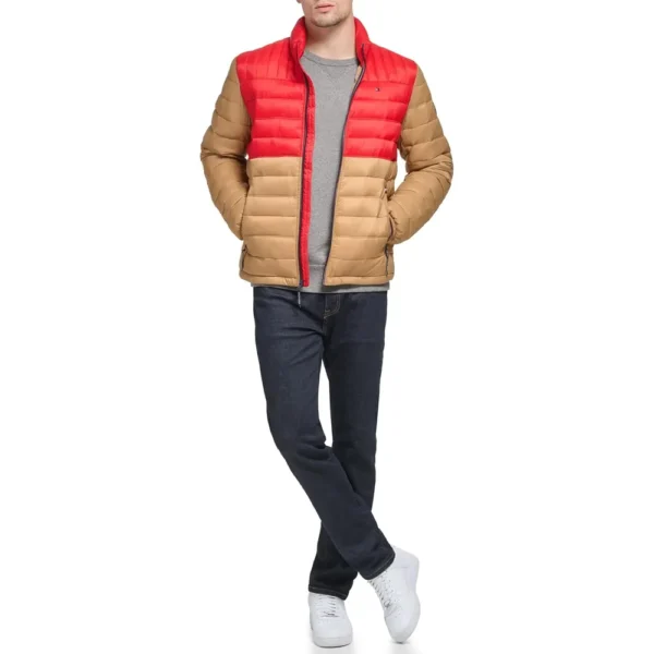 TOMMY HILFIGER LEGACY ULTRA LOFT CASACA PARA HOMBRE | M | Khaki/Red Color Block