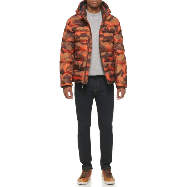 TOMMY HILFIGER CASACA ACOLCHADA CON CAPUCHA PARA HOMBRE | Large | Orange Camouflage