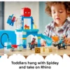 b0g2t157kf_3.webp LEGO CUARTEL DE TELARAÑAS DE TEAM SPIDEY MARVEL DUPLO 10464