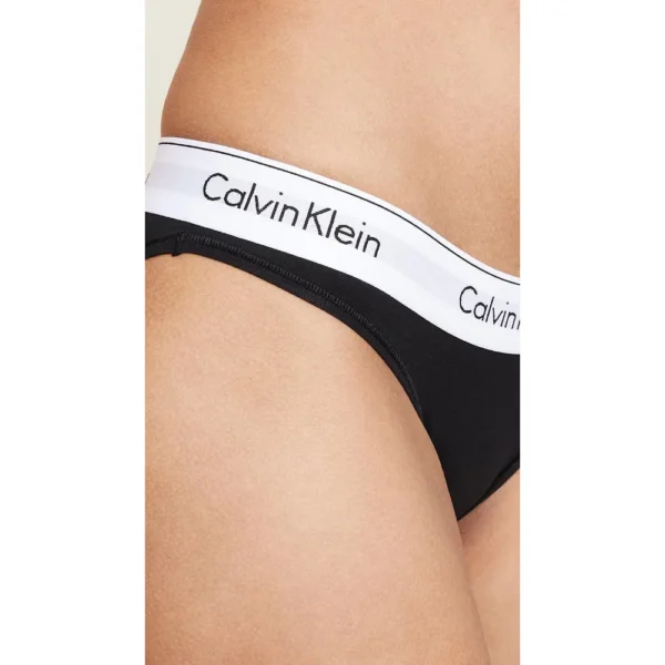 b00gbd2nxc_6.webp Calvin Klein | Braguita de bikini moderna de algodón elástico para mujer